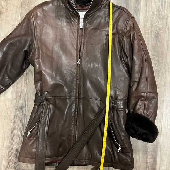 Andrew Marc Leather Jacket with faux fur trim - Picture 15 of 16